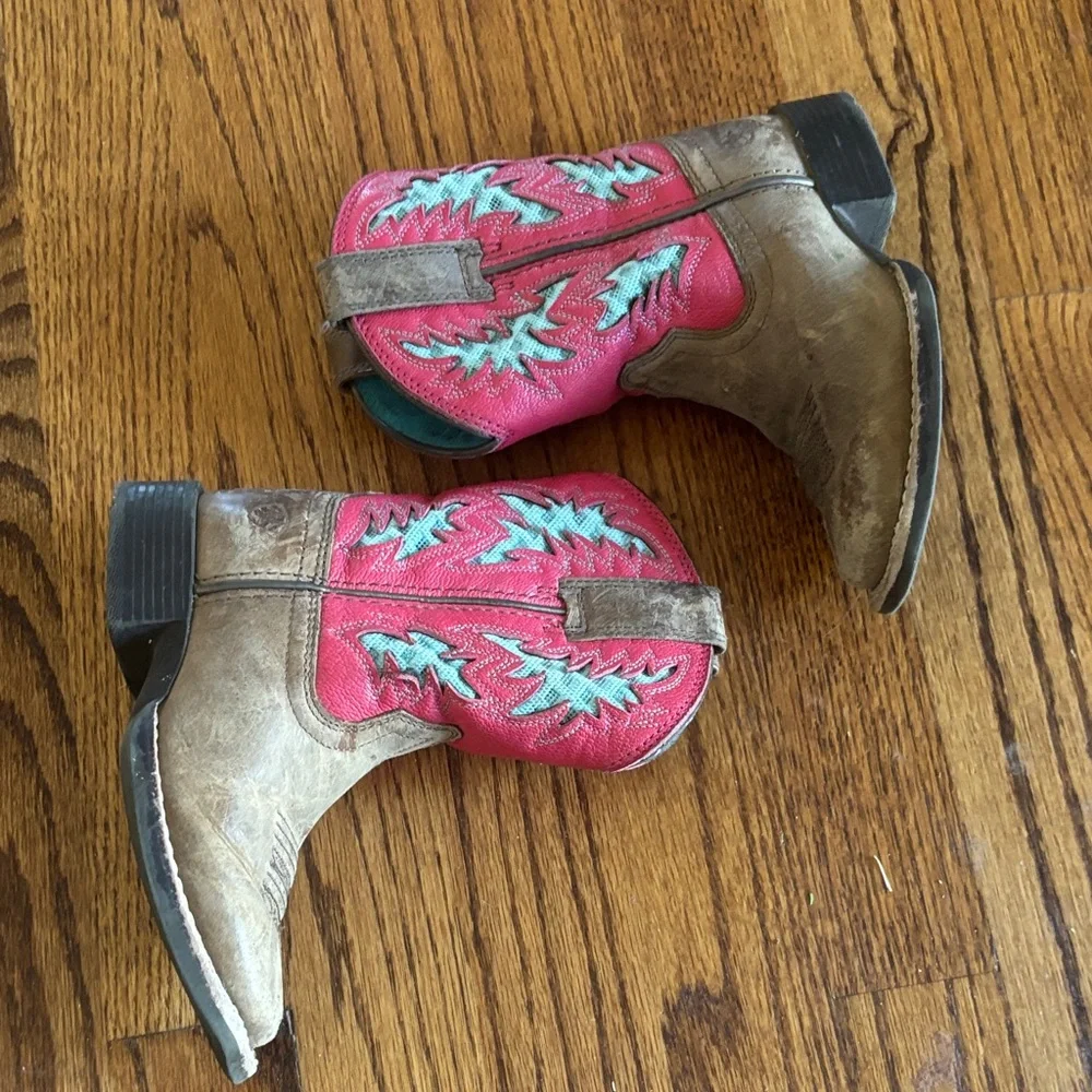 Ariat these stylish